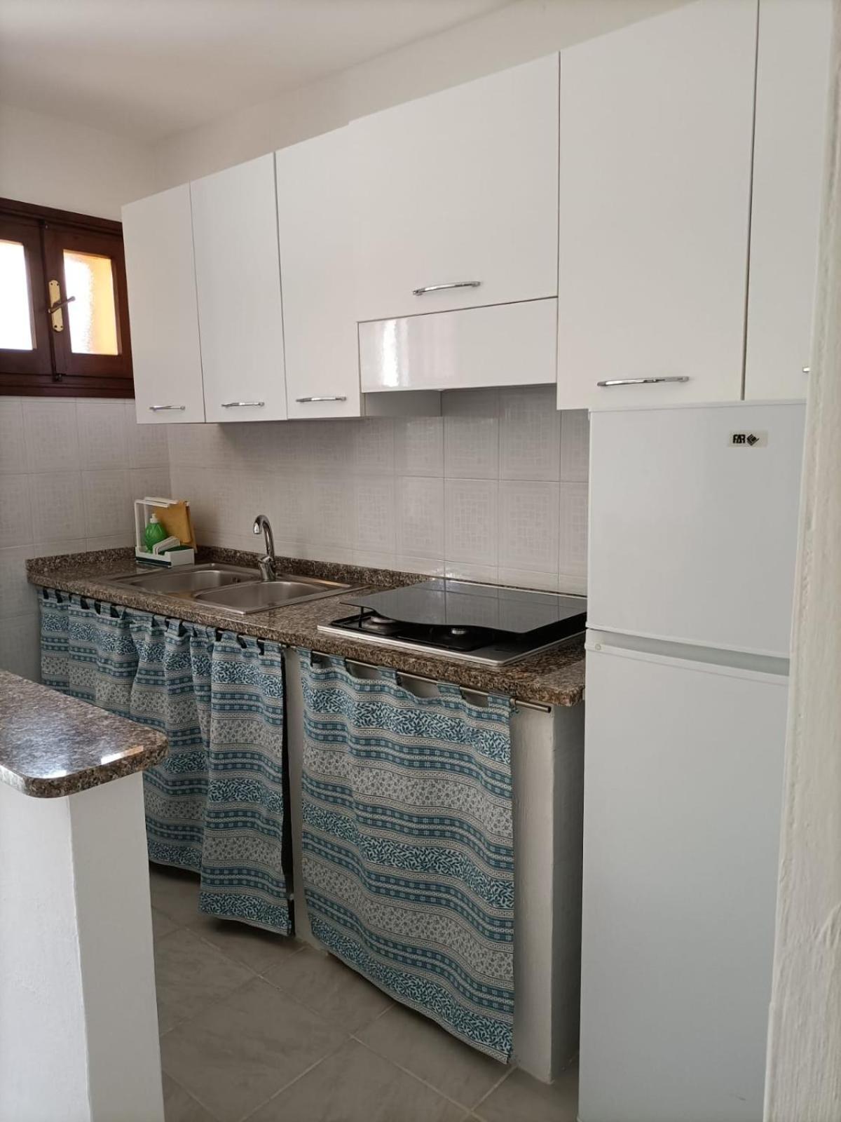 Willa La Casa Al Sole Marina di Sorso Pokój zdjęcie